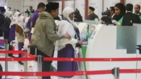 pemberangkatan-kloter-pertama-jamaah-calon-haji-indonesia-1746150614176_169.jpeg