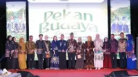 1000219572 Wakil Ketua Dekranasda Kabupaten Muaro Jambi, Novi Astrianti, menghadiri pembukaan Pekan Budaya Pariwisata Sepucuk Adat Serumpun Pusako Kabupaten Sarolangun