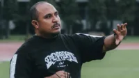 Pelatih Semen Padang Imran Nahumarury siap menghadapi Persebaya di Stadion Haji Agus Salim, Jumat (15/5) sore meski kehilangan sejumlah pemain pilar.