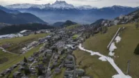 resor-ski-tanpa-salju-merusak-liburan-di-swiss-4_169.webp